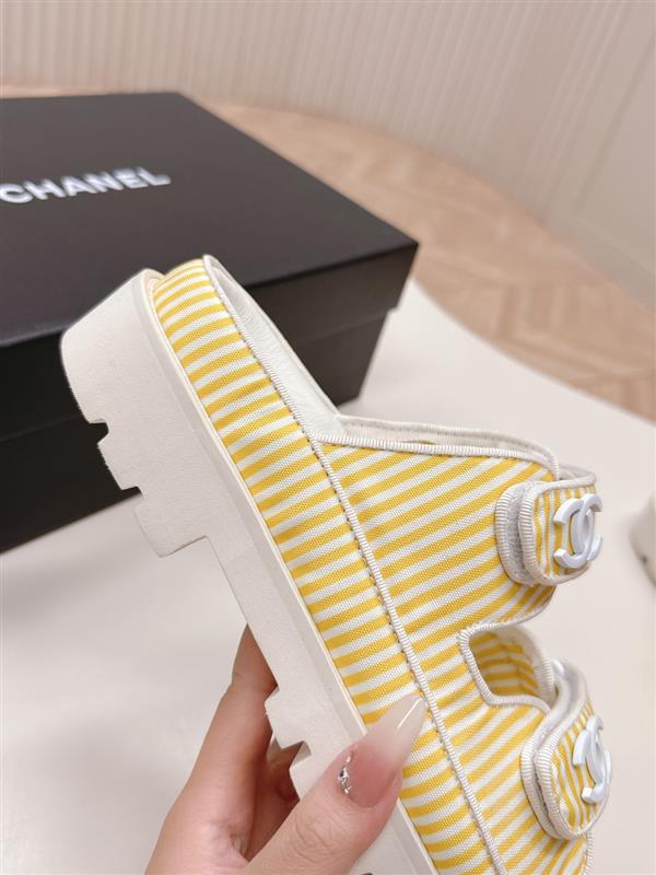 20251128184436932 280